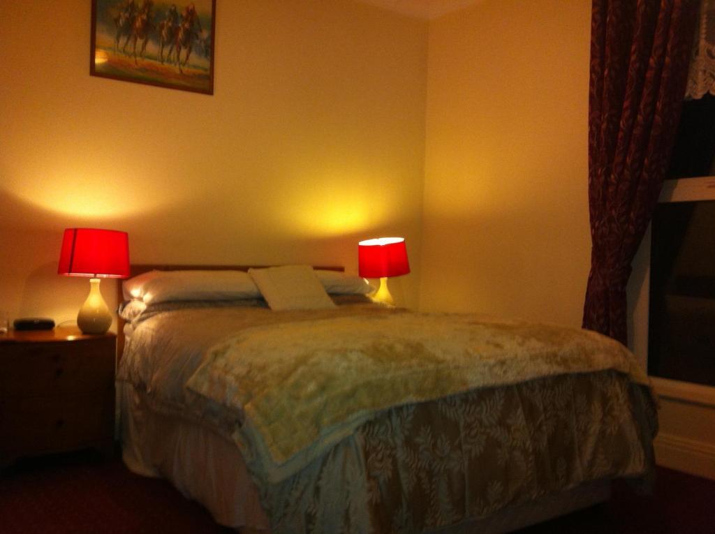 The Blue Door Bed & Breakfast COUNTY WEXFORD Oda fotoğraf